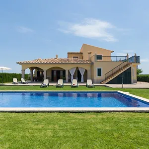 Mussol Villa