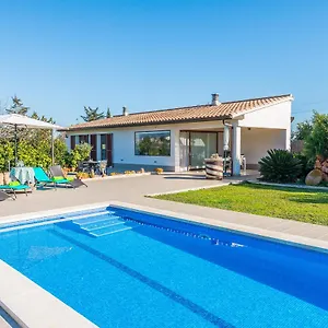 Serral Ferienhaus